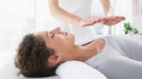 Reiki: Seni Penyembuhan Energi Universal untuk Keseimbangan dan Kesejahteraan